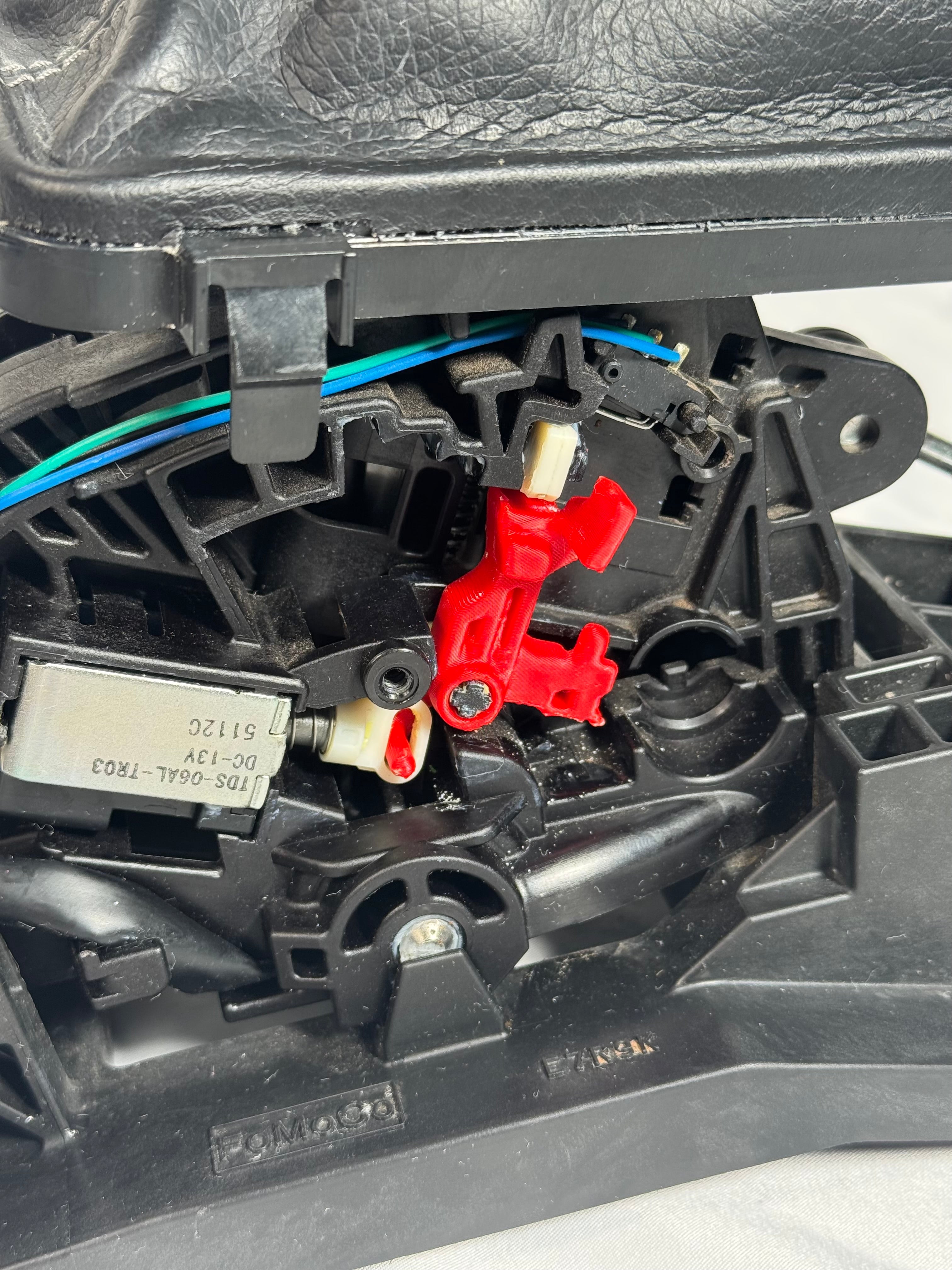 Ford F-150 Expedition Lincoln Navigator Gearshift Detent for 2015-2020 with Floor / Console Shifter