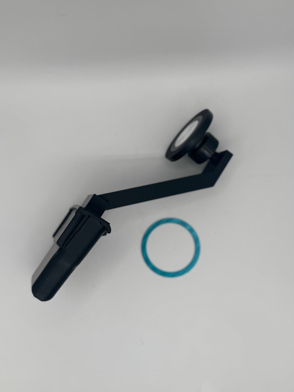 Porsche Cayenne 958 - 2011-2014 - Ash Tray Phone Mount – Replaces Ashtray - 17mm ball