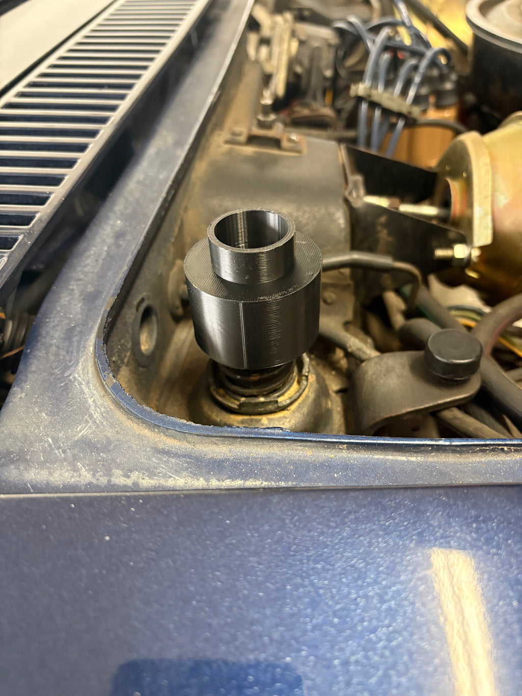 Chevrolet Corvette C2 C3 (1960 - 1976) Hood Alignment Tool - fix hood gap