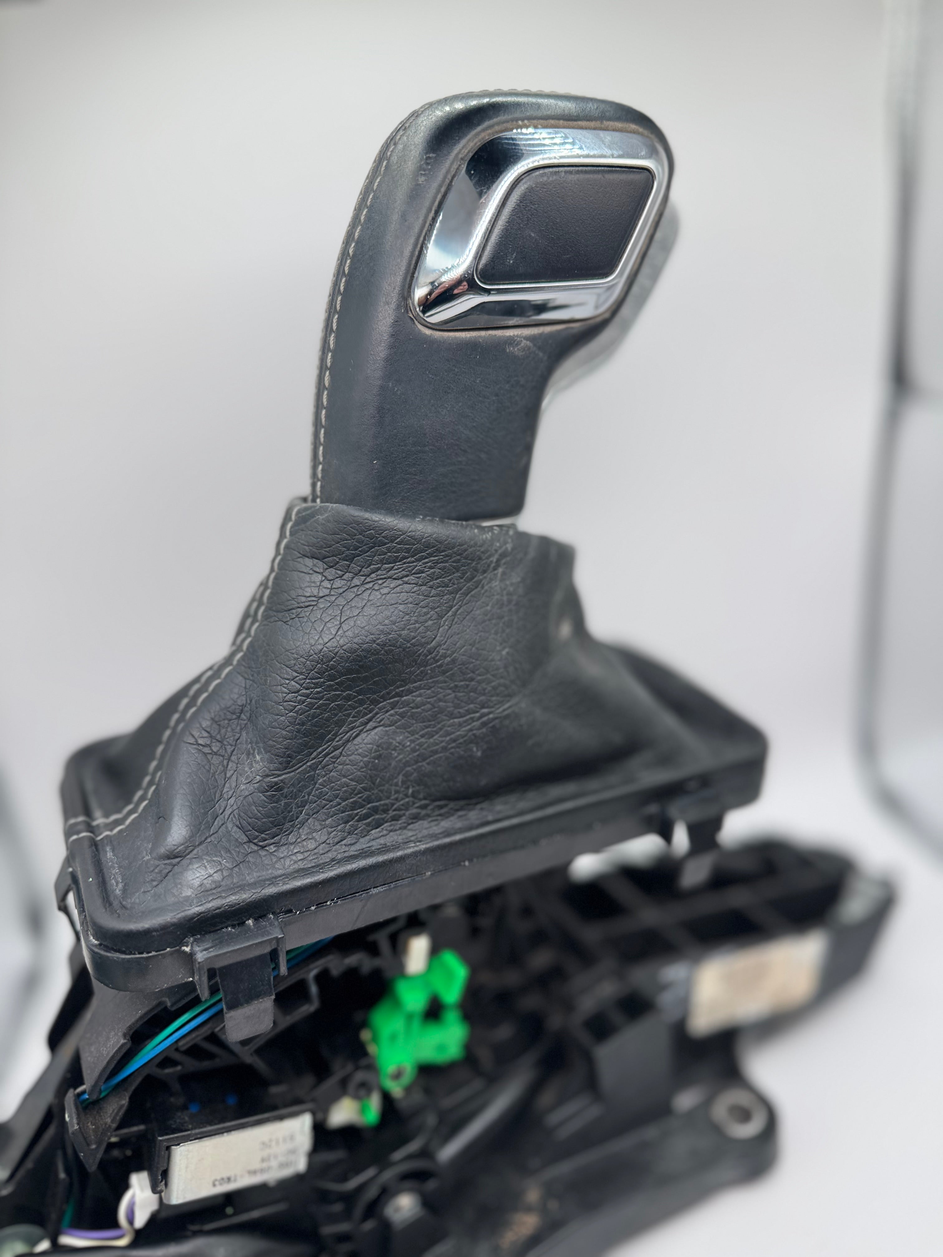 Ford F-150 Expedition Lincoln Navigator Gearshift Detent for 2015-2020 with Floor / Console Shifter