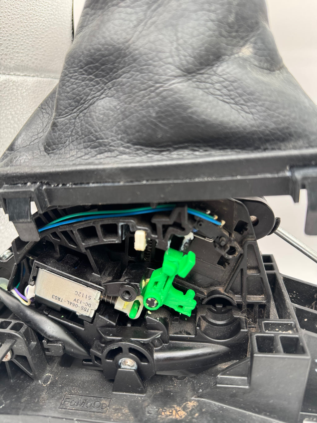 Ford F-150 Expedition Lincoln Navigator Gearshift Detent for 2015-2020 with Floor / Console Shifter