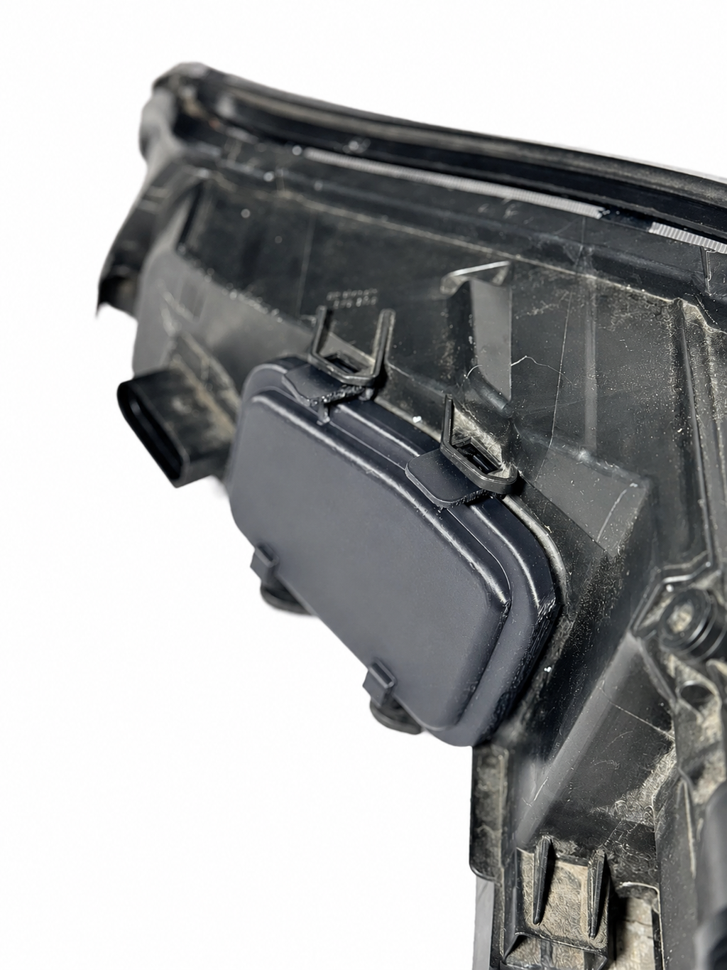 Porsche Cayenne 957 (2008-2010) Headlight High Beam Bulb Dust Cover (7l5941608 & 7L5941607)
