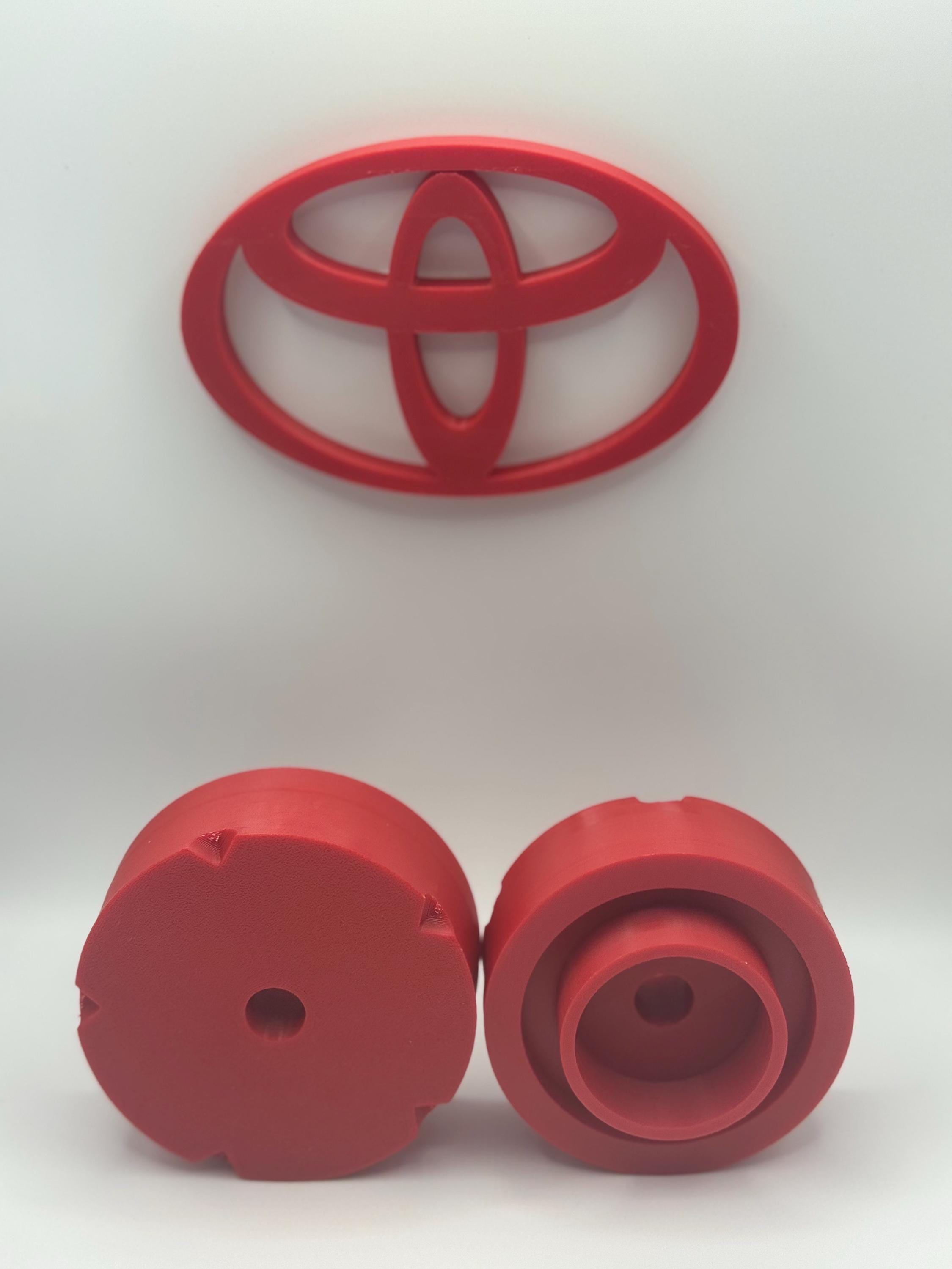 Toyota 4Runner, Tundra, Tacoma & Lexus GX470 Front Axle Seal Driver Left / Right