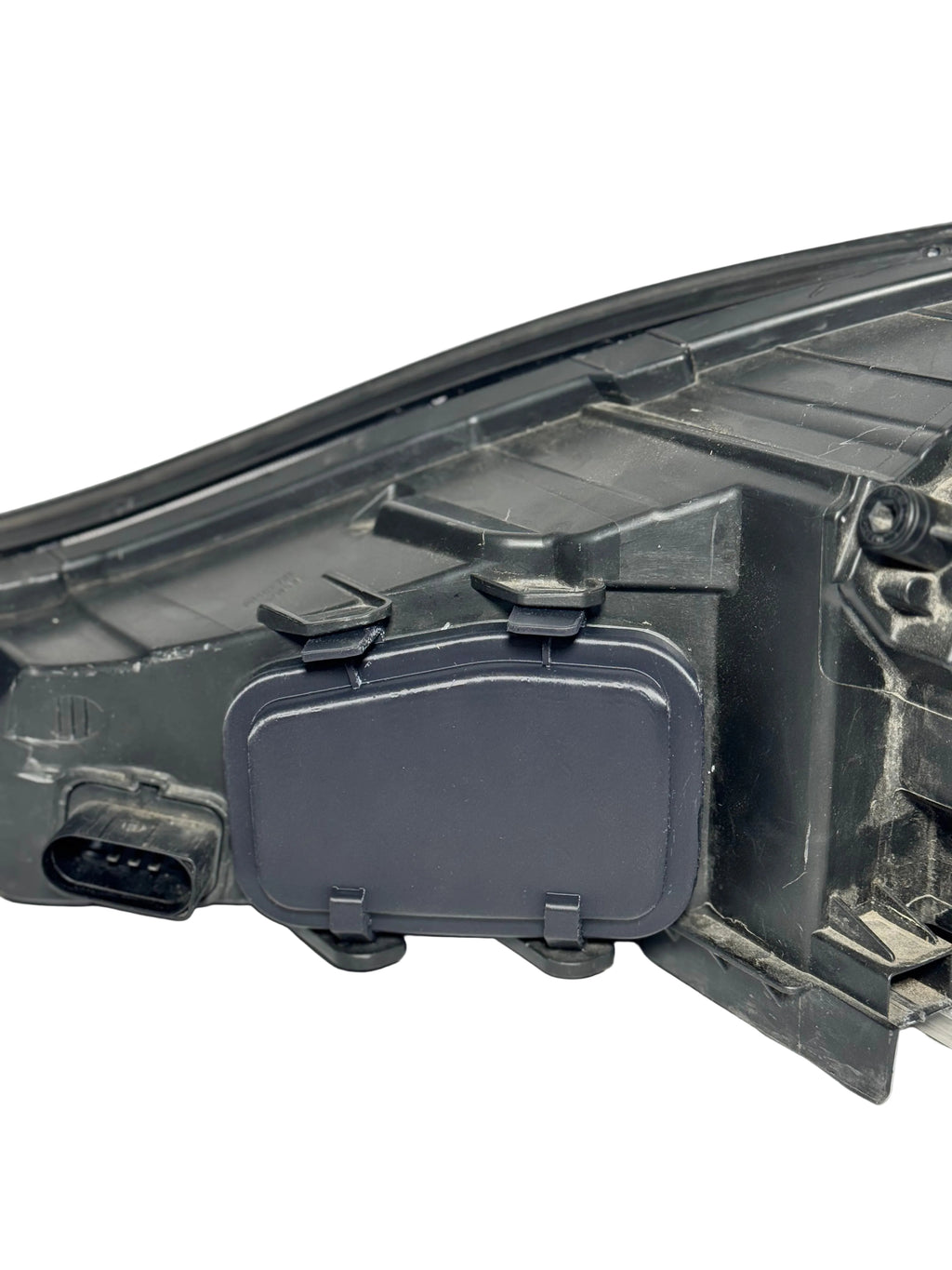 Porsche Cayenne 957 (2008-2010) Headlight High Beam Bulb Dust Cover (7l5941608 & 7L5941607)