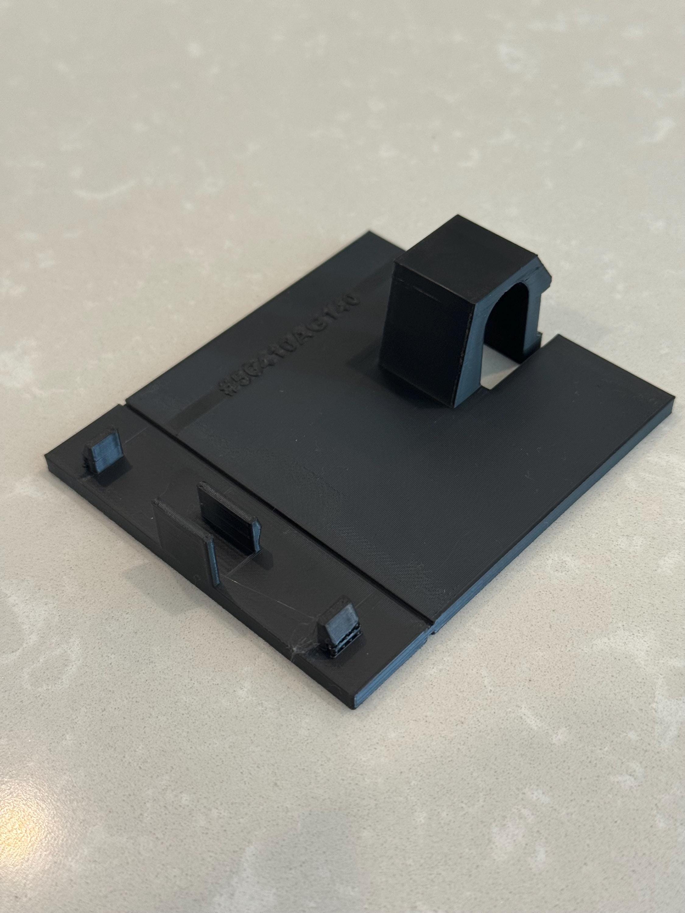 Subaru - Legacy / Outback MY07 Engine Under Cover Flap Replacement 2005 - 2009