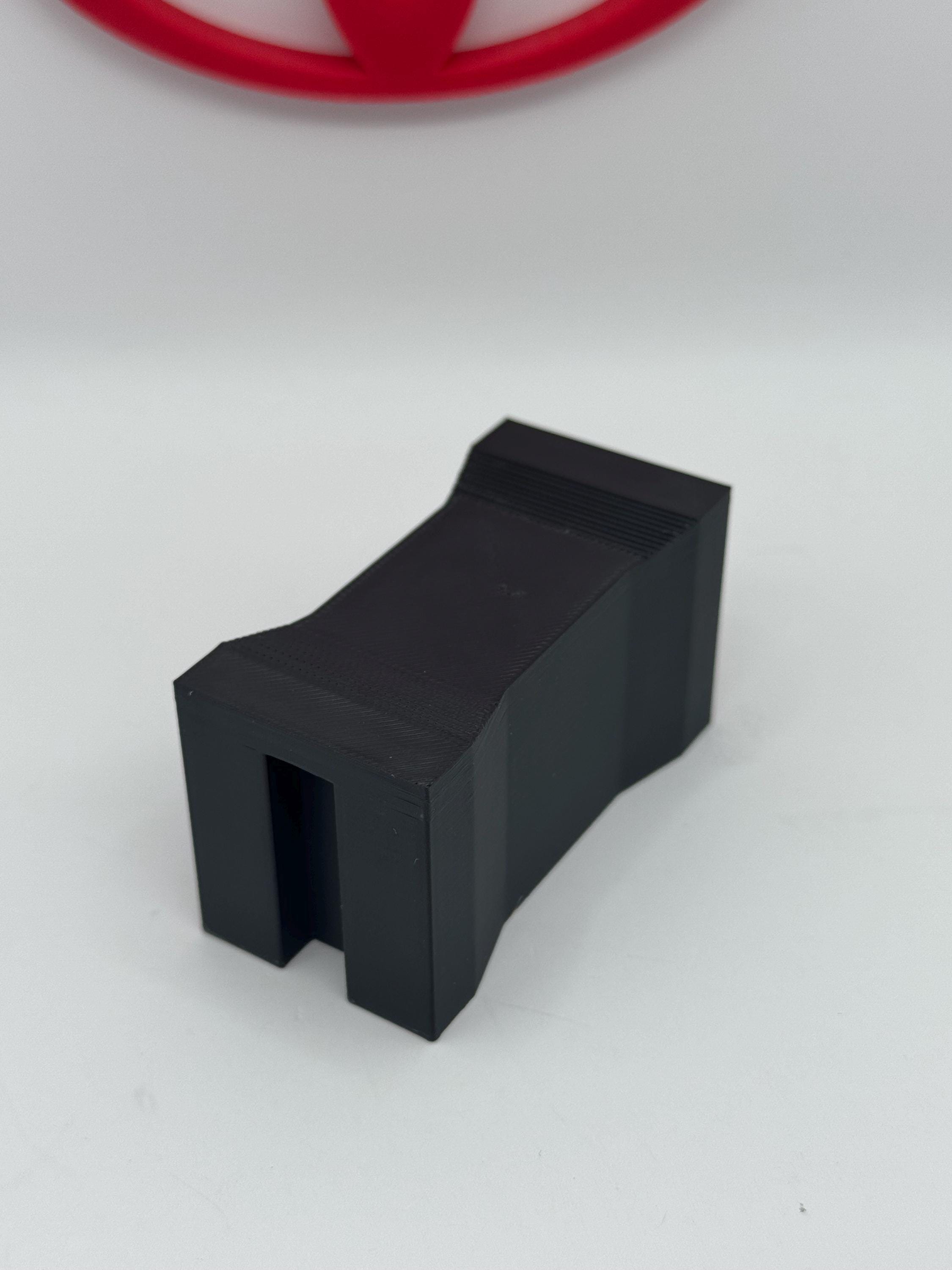 Toyota 2025 Tacoma / 4Runner Gen 6 - Cupholder Insert for Oversized AJT