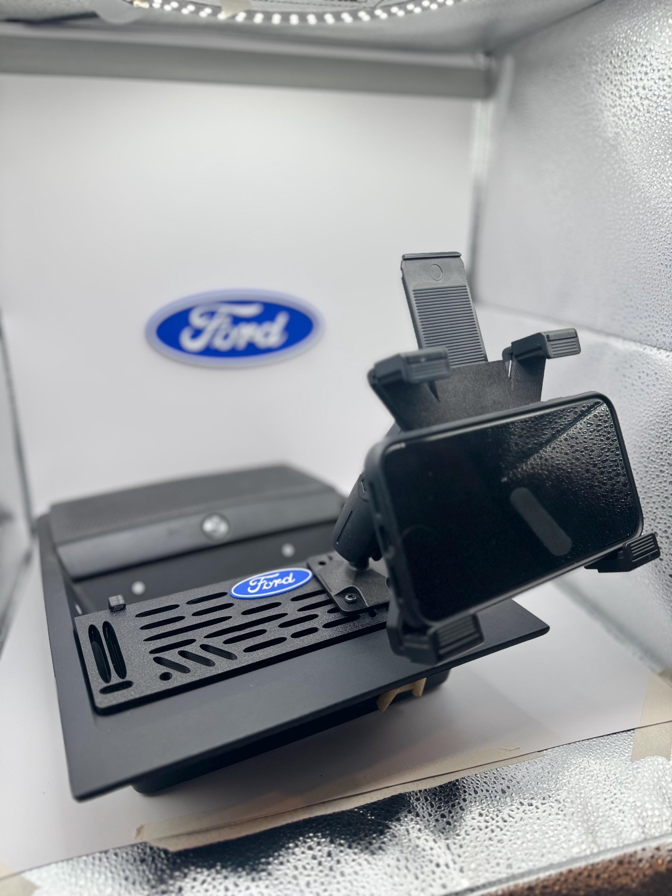 Ford F-150 F-250 Expedition 2018–2022 Center Dash Mounting System – Easy Install - Hardware included