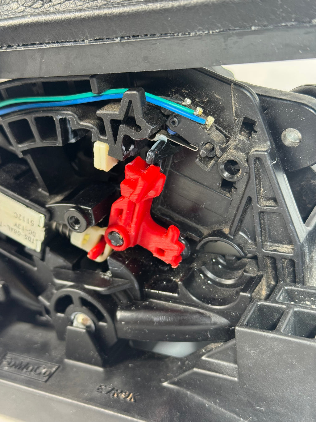 Ford F-150 Expedition Lincoln Navigator Gearshift Detent for 2015-2020 with Floor / Console Shifter