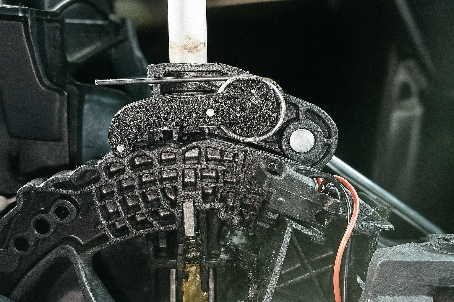 Ford F-150 Expedition Lincoln Navigator Gearshift Detent for 2009-2014 with Floor / Console Shifter