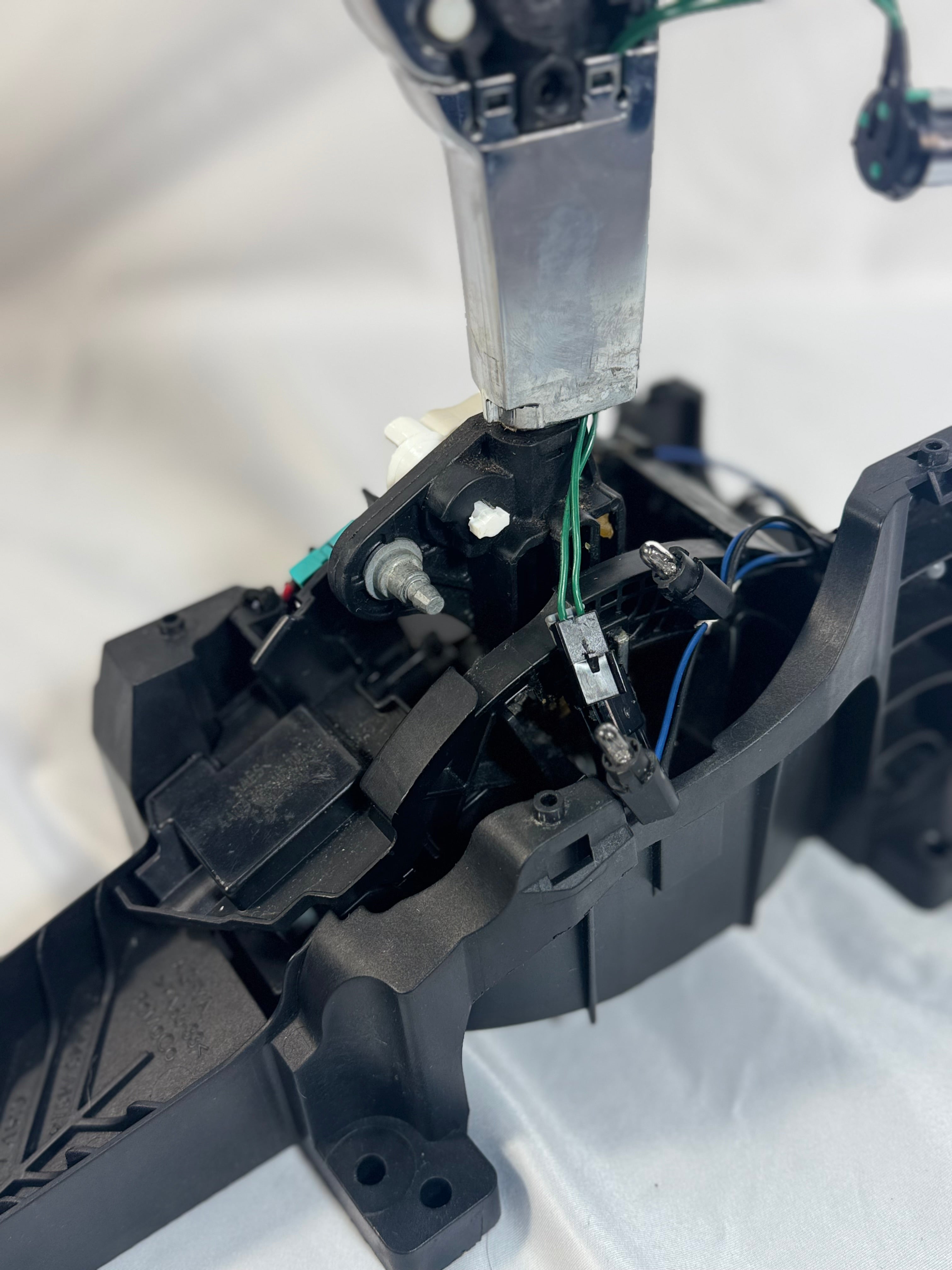 Ford F-150 Expedition Lincoln Navigator Gearshift Detent for 2009-2014 with Floor / Console Shifter