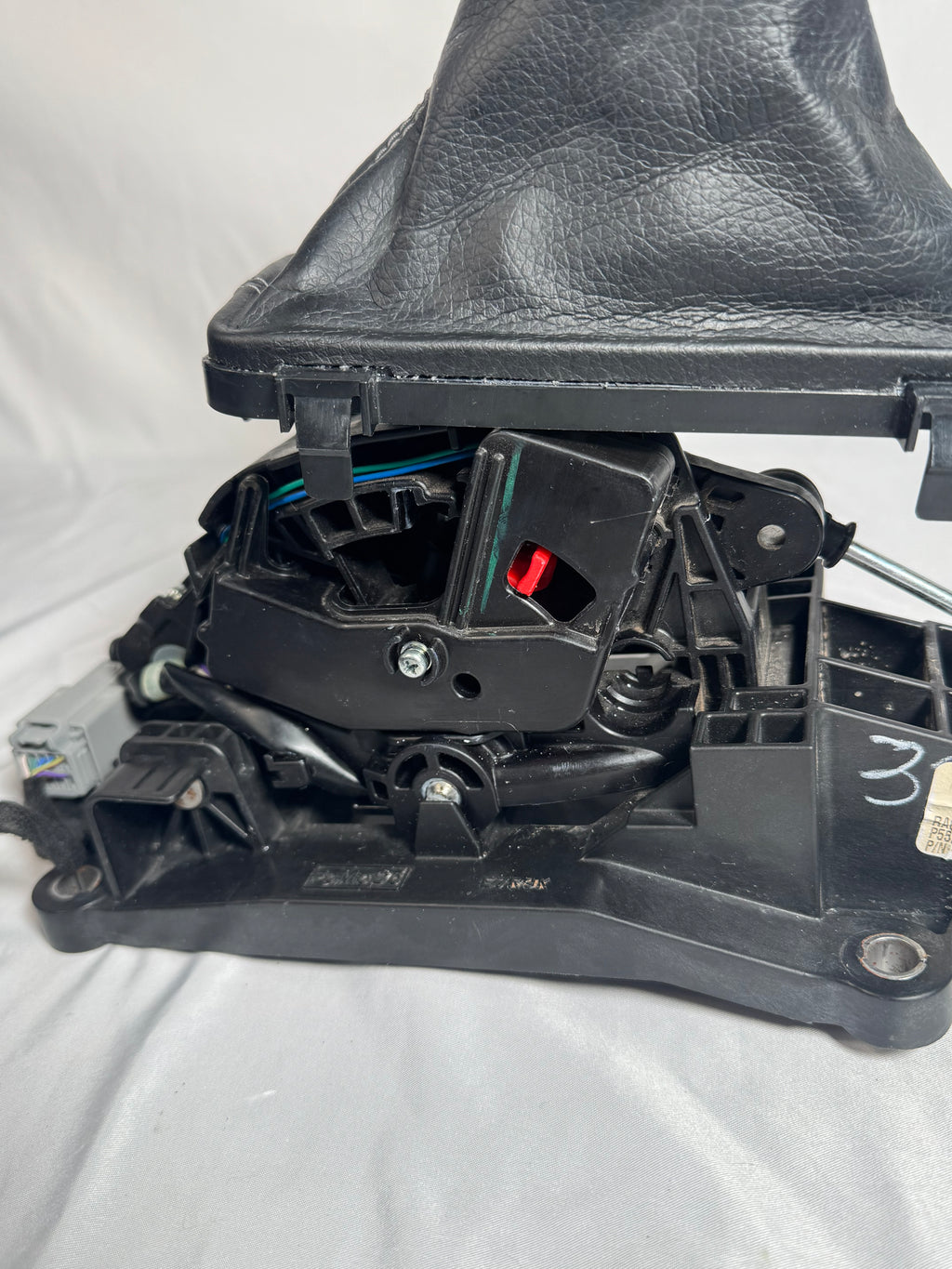 Ford F-150 Expedition Lincoln Navigator Gearshift Detent for 2015-2020 with Floor / Console Shifter