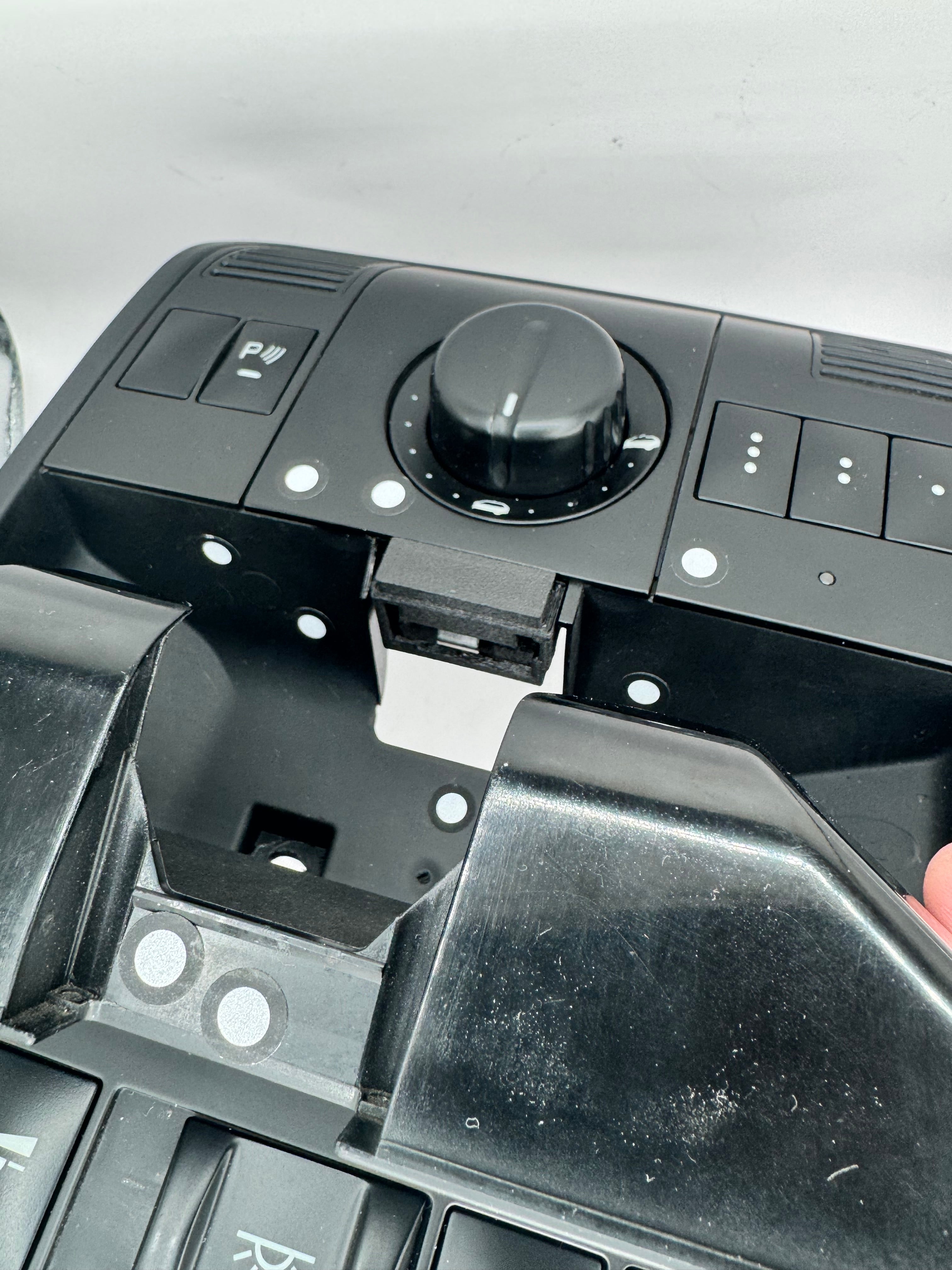 Porsche Cayenne 955/957 2003-2010 Sunglass Holder Button Replacement - Overhead Console