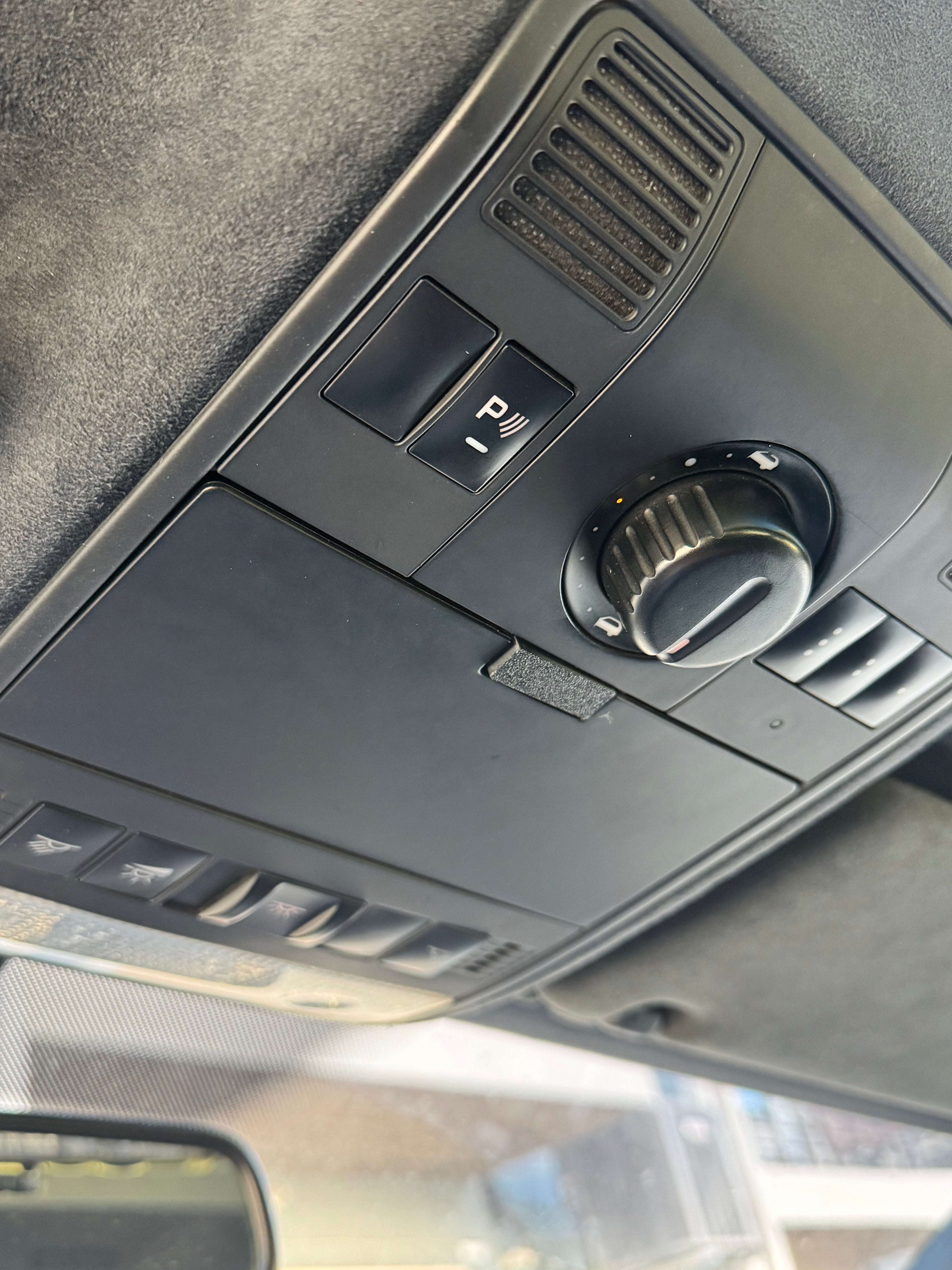 Porsche Cayenne 955/957 2003-2010 Sunglass Holder Button Replacement - Overhead Console