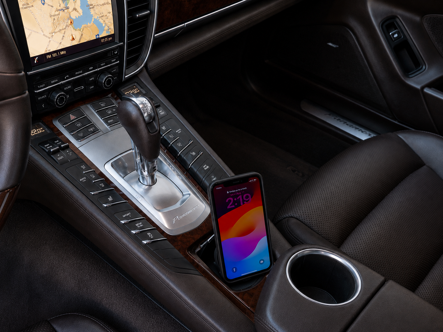 Porsche Panamera 970 (2010–2016) Ashtray Insert Phone Holder – Magnetic