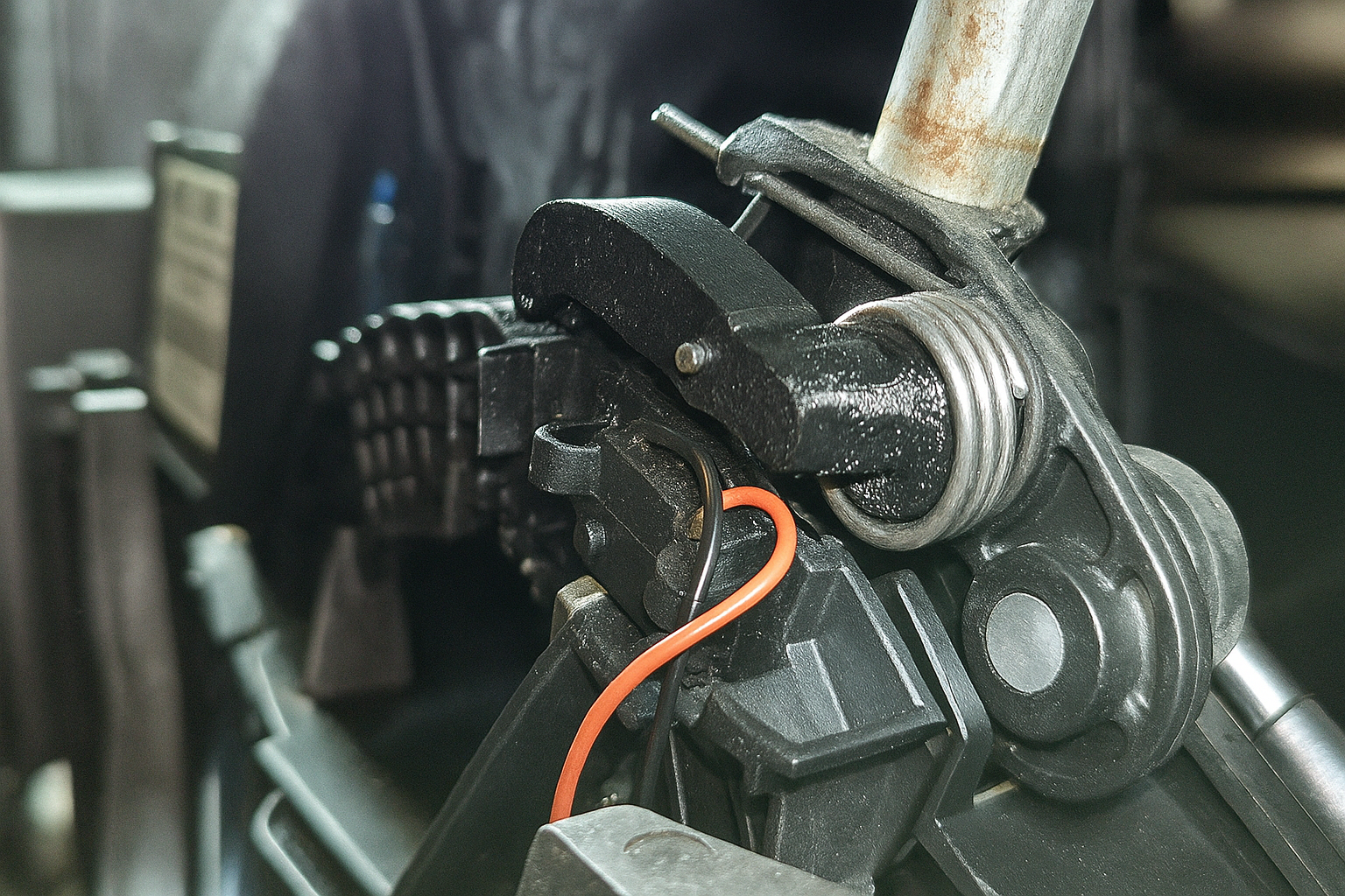 Ford F-150 Expedition Lincoln Navigator Gearshift Detent for 2009-2014 with Floor / Console Shifter