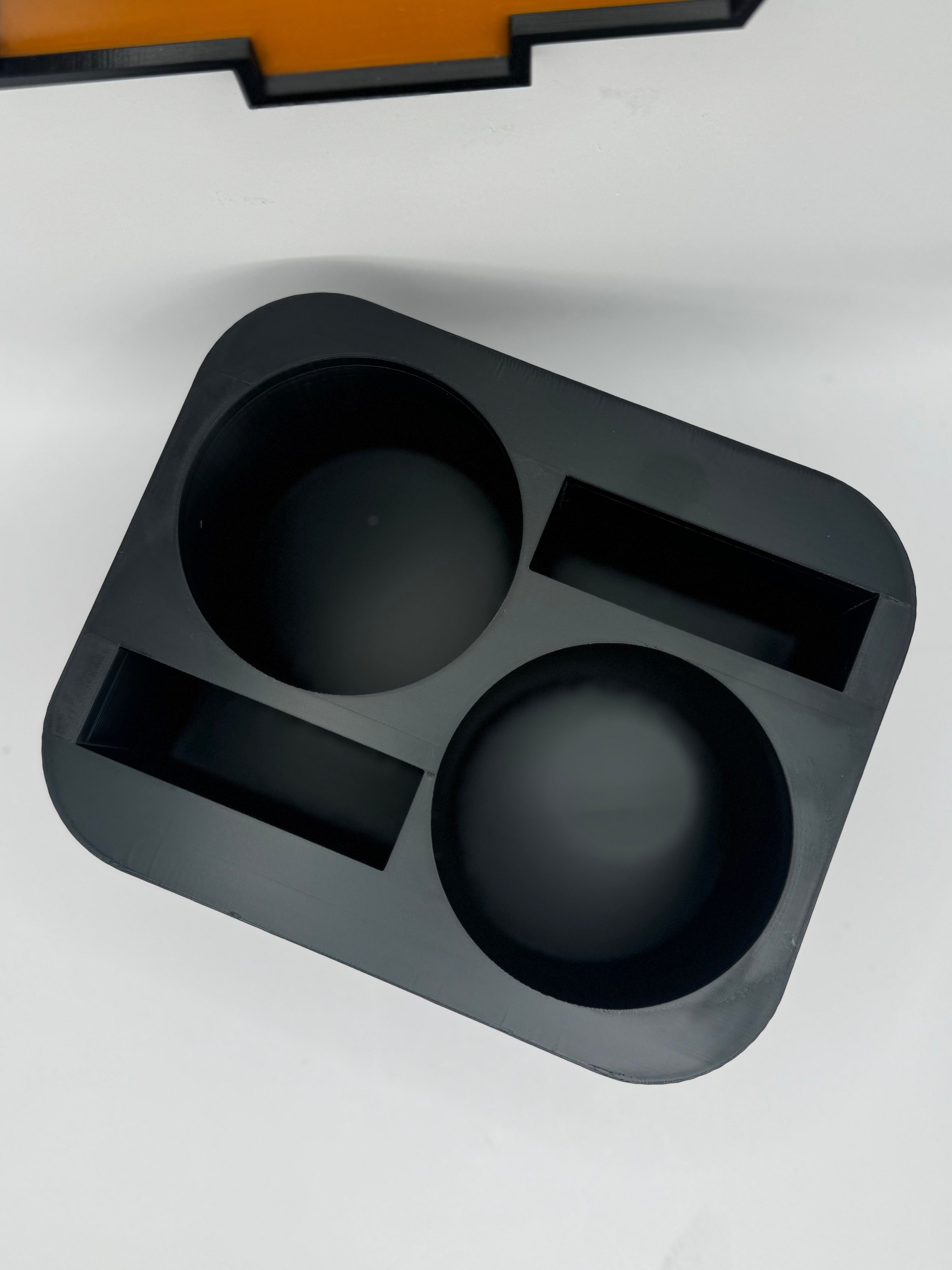 GMC Chevrolet 2000-2006 Tahoe Yukon Silverado Sierra Dual Cup Holder Phone Tray LARGER Bottles