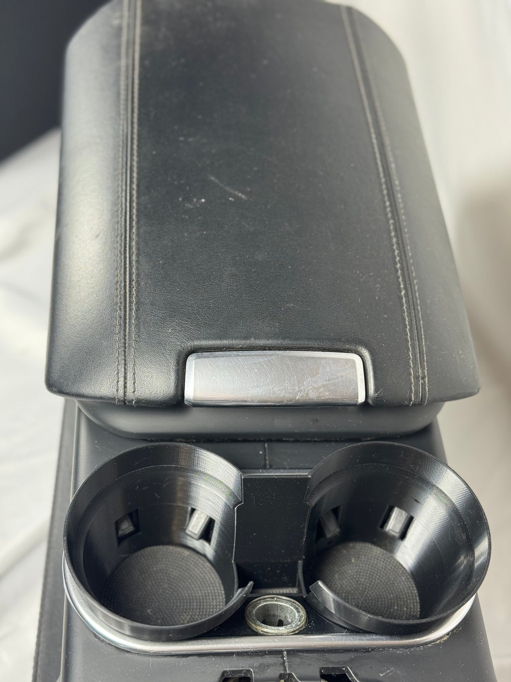 Porsche Cayenne 958 Dual Cup Holder Insert w/ Coin Pocket 2011–2018