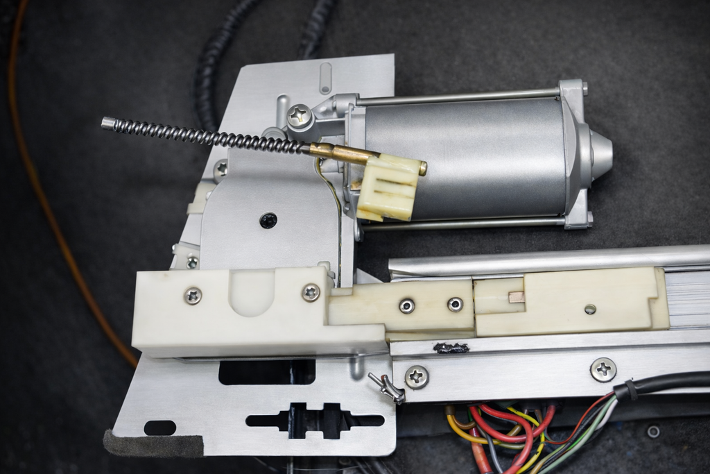 Porsche Carrera 944 Early Sunroof Motor Track Junction (1982–1984) - reinforced