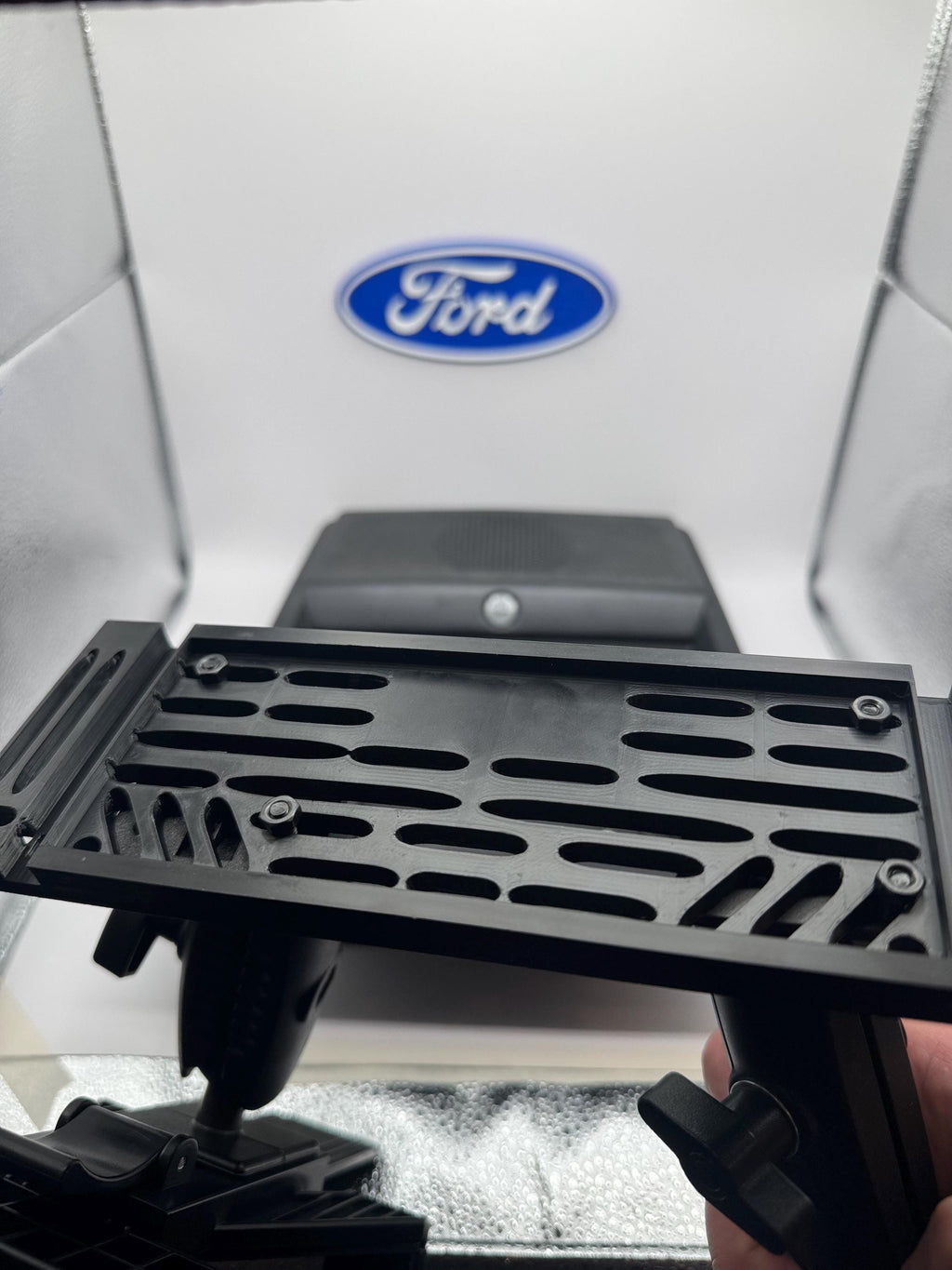 Ford F-150 F-250 Expedition 2018–2022 Center Dash Mounting System – Easy Install - Hardware included