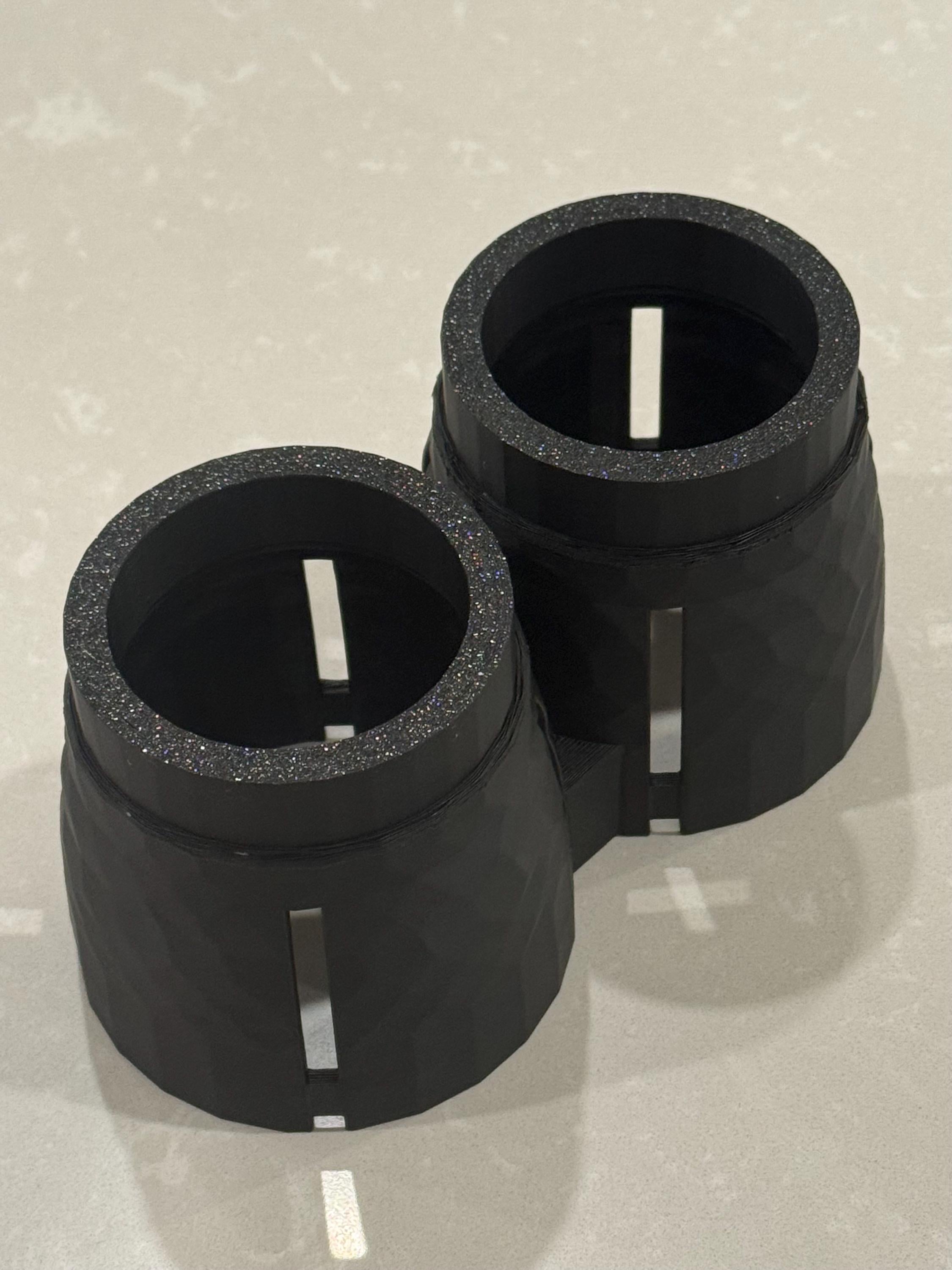 Porsche Cayenne 955 957 Dual Cup Holder Insert/Reducer 2003-2010