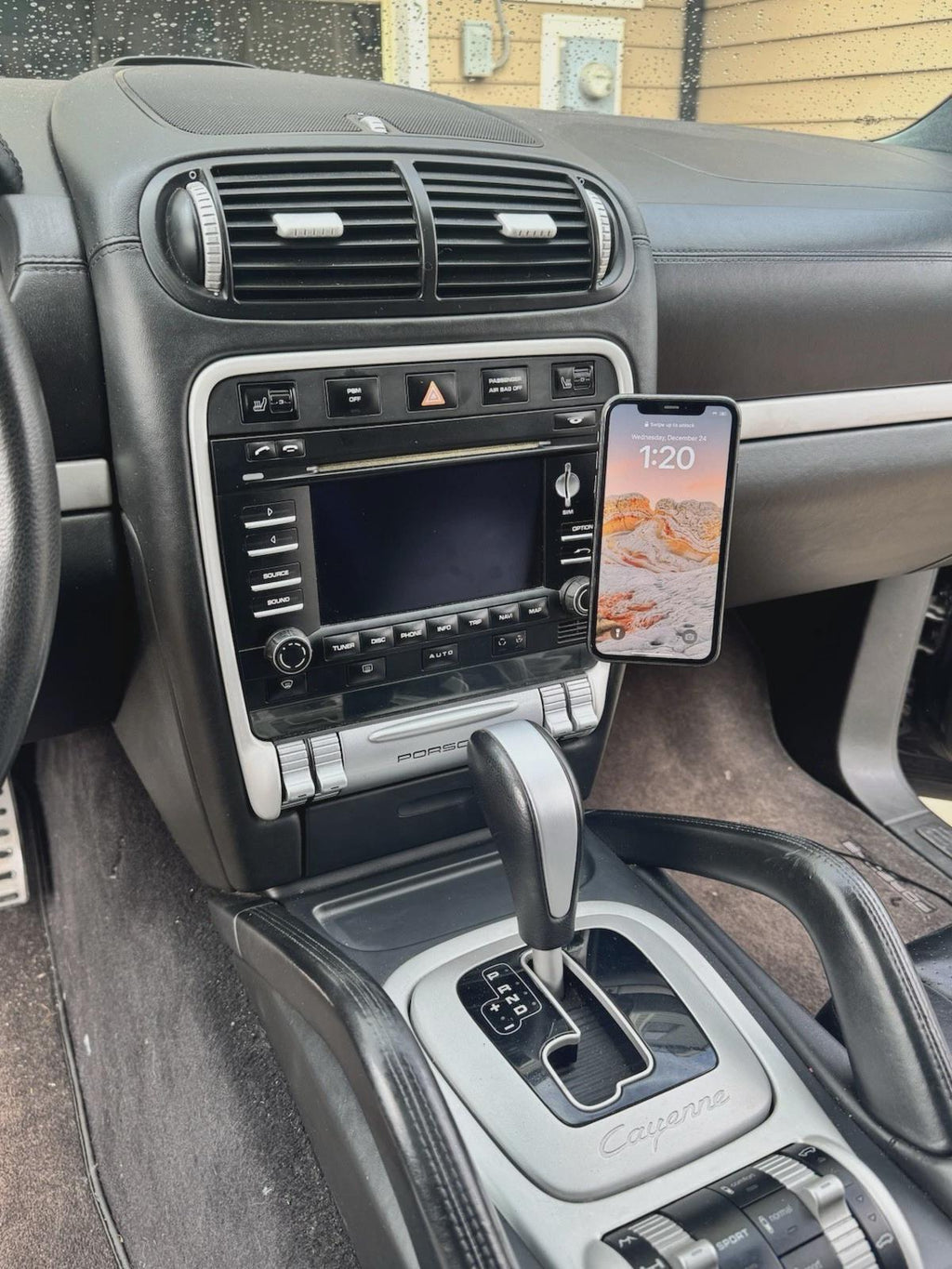 Porsche Cayenne 955 957 Dash Radio Phone Mount 2003–2010 - Mag Safe