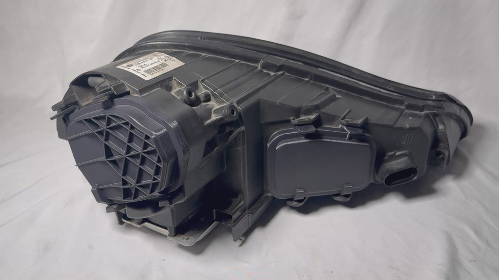 Porsche Cayenne 957 (2008-2010) Headlight Low Beam Bulb Dust Cover (7L5941608A & 7L5941607A)